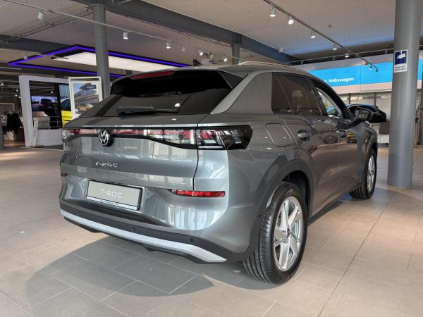 Volkswagen T-Roc Style 1.5 l eTSI OPF 110 kW (150 PS) 7-Gang-Doppelkupplungsgetriebe DSG