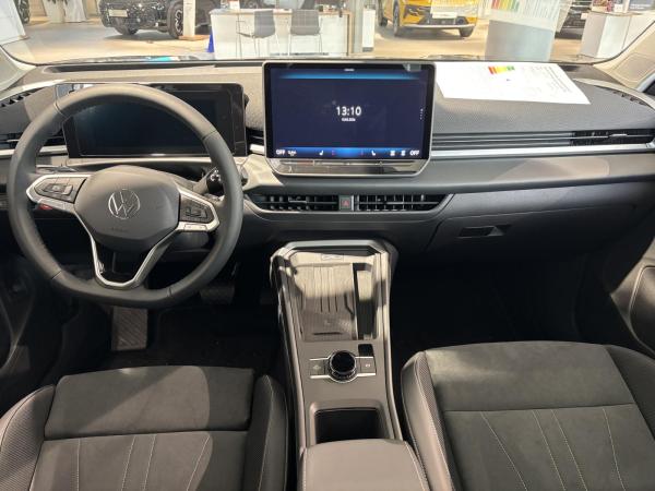 Volkswagen T-Roc Style 1.5 l eTSI OPF 110 kW (150 PS) 7-Gang-Doppelkupplungsgetriebe DSG