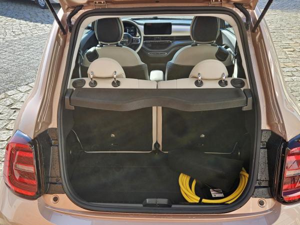 Fiat 500e La Prima  -sofort verfügbar