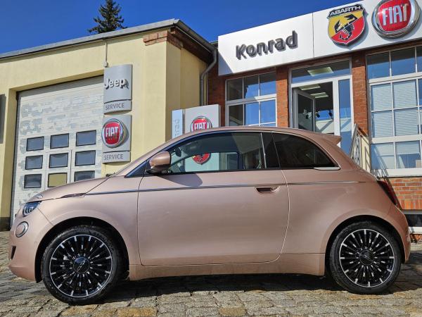 Fiat 500e La Prima  -sofort verfügbar