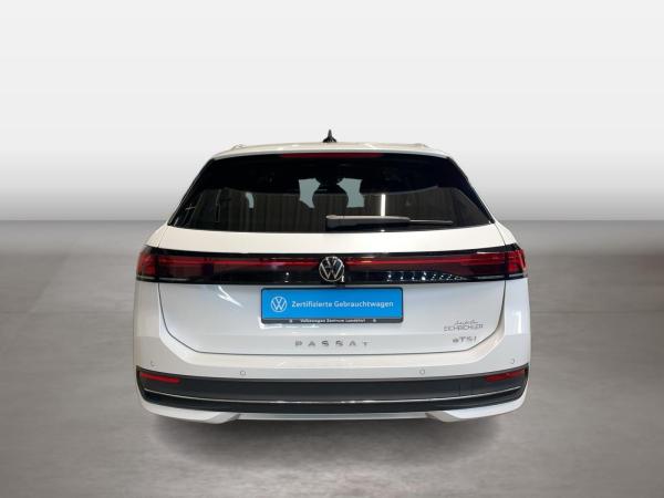 Volkswagen Passat Variant Business 1.5 eTSI DSG 360 ACC AUT