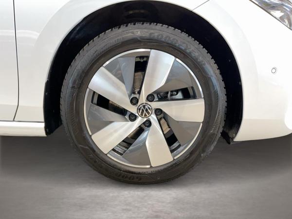 Volkswagen Passat Variant Business 1.5 eTSI DSG 360 ACC AUT