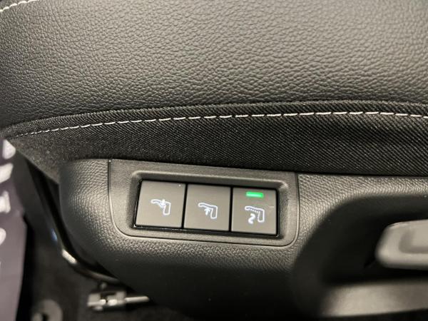 Opel Mokka GS Tech-Paket Massage|180°|18"|Navi|Matrix