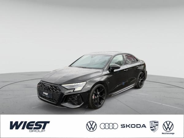 Audi RS3 RS 3 Limousine TFSI S tronic Dynamikpaket+ Keramik Matrix Rückfahrk.