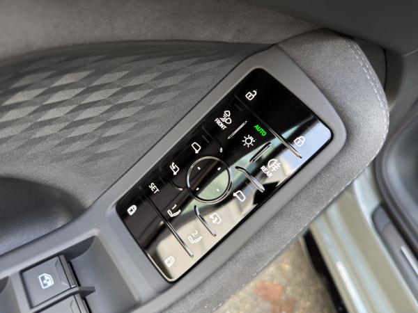 Audi S5 Limousine TFSI quattro 270(367)kW(PS) S tronic *BITTE BESCHREIBUNG LESEN*