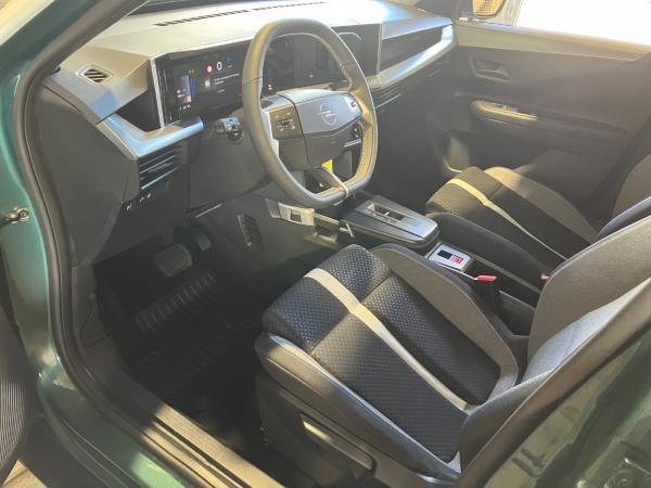 Opel Frontera 1.2 WirelessCharging,Parkpilot,SHZ