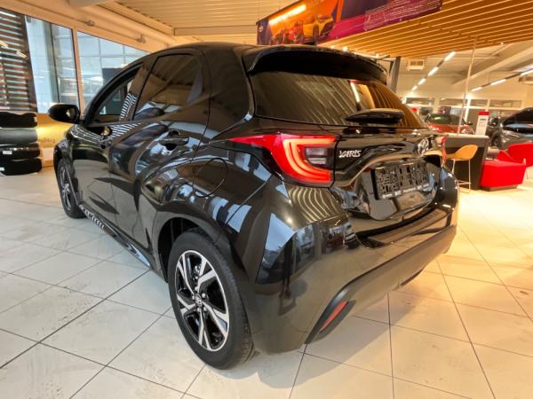 Toyota Yaris 1,5 l Hybrid Teamplayer + Comfort-Paket