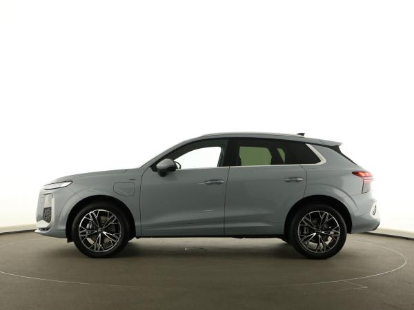 Audi Q3 SUV e-hybrid S tronic - S line