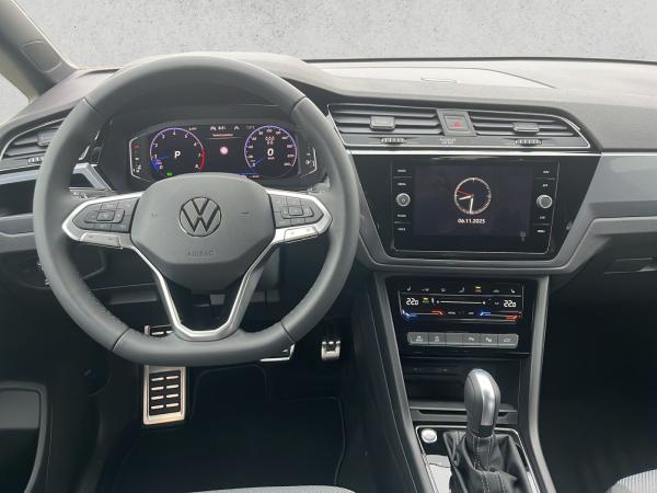 Volkswagen Touran Highline 1.5 TSI DSG,IQ.DRIVE,AHK,Kamera