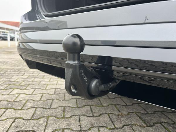 Volkswagen Touran Highline 1.5 TSI DSG,IQ.DRIVE,AHK,Kamera