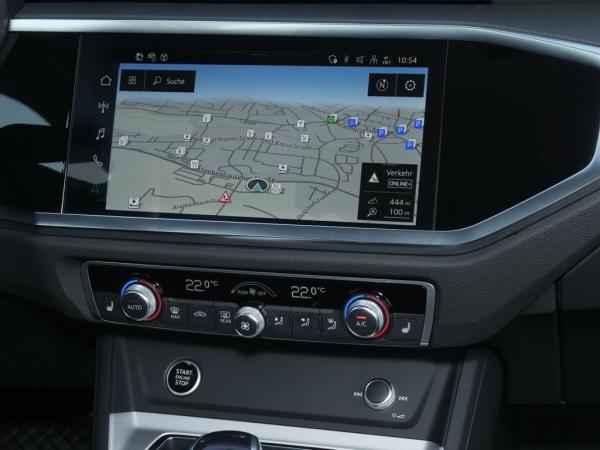 Audi Q3 advanced 35 TFSI S-tronic KAMERA+NAVI+VC+18`