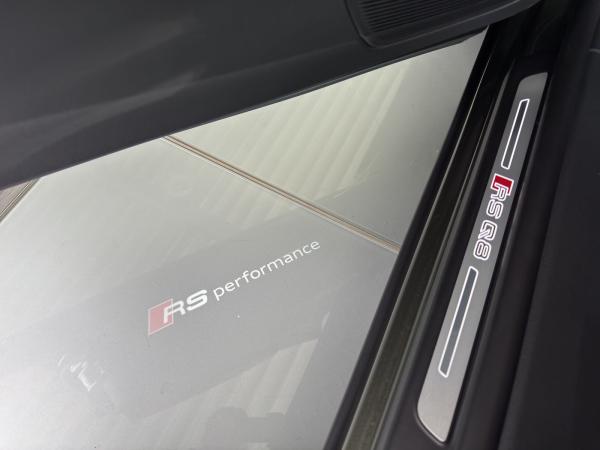 Audi RS Q8 performance 471(640)kW(PS)tiptronic *BITTE BESCHREIBUNG LESEN*