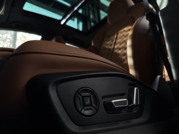 Audi RS Q8 performance 471(640)kW(PS)tiptronic *BITTE BESCHREIBUNG LESEN*