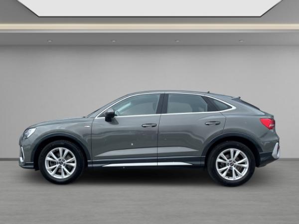 Audi Q3 Sportback S line 40 TFSI quattro StandHzg Kamera AHK Navi SHZ