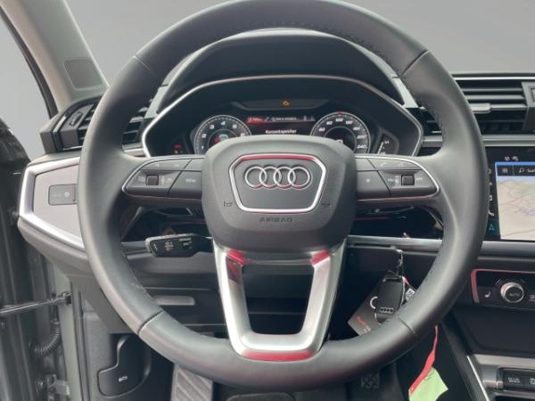 Audi Q3 Sportback S line 40 TFSI quattro StandHzg Kamera AHK Navi SHZ