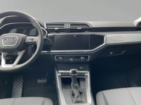 Audi Q3 Sportback S line 40 TFSI quattro StandHzg Kamera AHK Navi SHZ