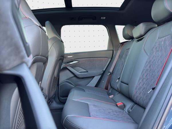 Audi Q6 e-tron performance 225kW *BITTE BESCHREIBUNG LESEN*