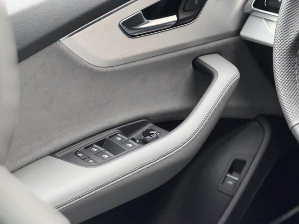 Audi Q8 S Line Business TDI quattro 210(286)kW(PS) tiptronic *BITTE BESCHREIBUNG LESEN*