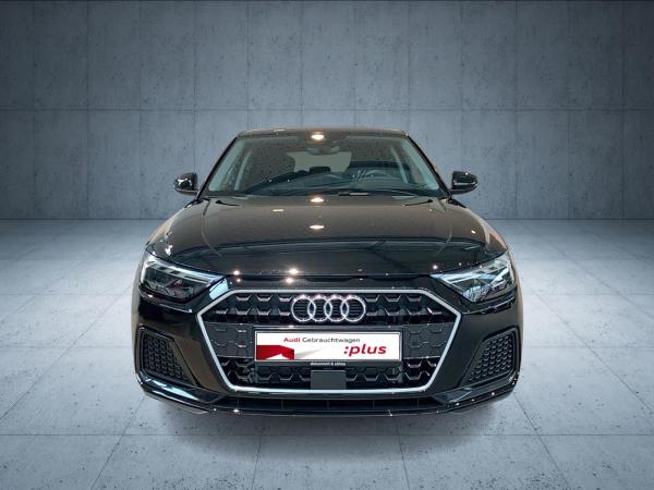 Audi A1 Sportback advanced ⇒ 95PS ⇒ Einparkhilfe plus⇒ Sportsitze ⇒ LED-Scheinwerfer