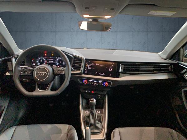 Audi A1 Sportback advanced ⇒ 95PS ⇒ Einparkhilfe plus⇒ Sportsitze ⇒ LED-Scheinwerfer