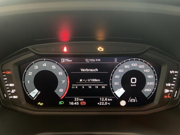 Audi A1 Sportback advanced ⇒ 95PS ⇒ Einparkhilfe plus⇒ Sportsitze ⇒ LED-Scheinwerfer