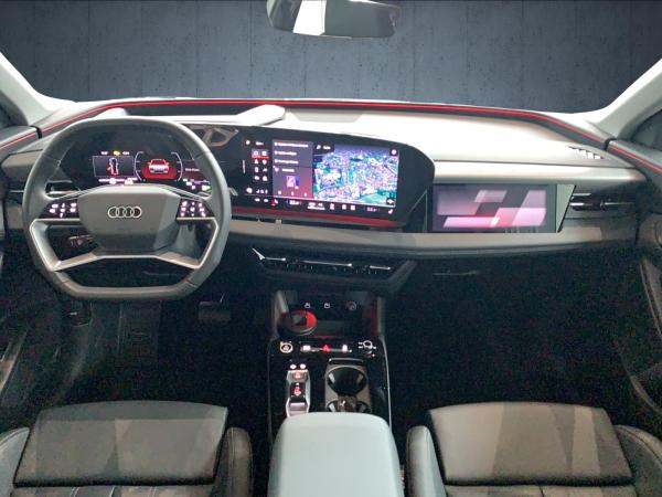 Audi Q6 e-tron S-Line   » MMI experience pro   ⇒ Tech Plus  ⇒  20"     ⇒  AHK