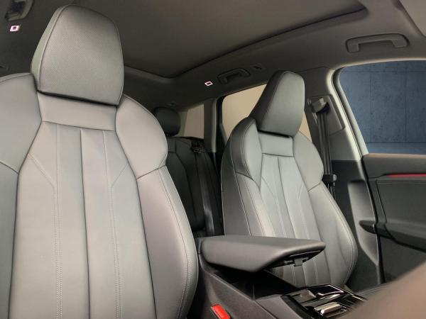 Audi Q6 e-tron S-Line   » MMI experience pro   ⇒ Tech Plus  ⇒  20"     ⇒  AHK