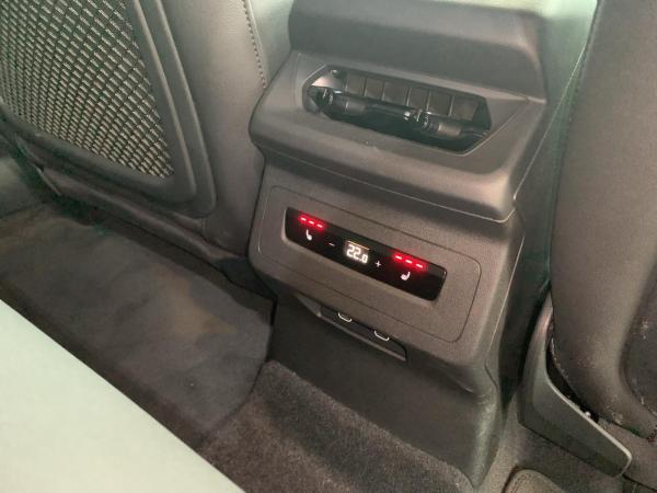 Audi Q6 e-tron S-Line   » MMI experience pro   ⇒ Tech Plus  ⇒  20"     ⇒  AHK