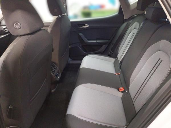 Seat Leon Road Edition 1.5 eTSI 150 PS DSG