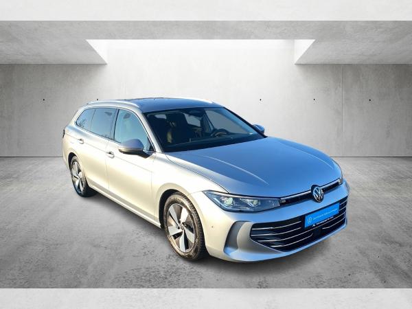 Volkswagen Passat Variant 2.0 TDI Elegance DSG Matrix Navi ACC AHK Massage