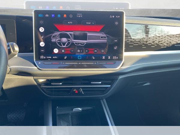 Volkswagen Passat Variant 2.0 TDI Elegance DSG Matrix Navi ACC AHK Massage