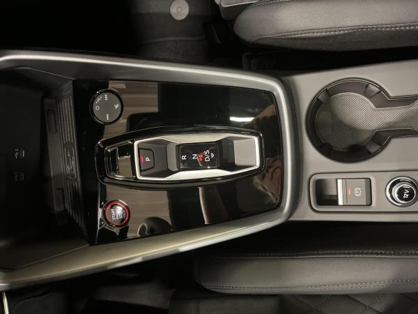 Audi RS3 RS 3 Sportback S tronic ACC AUT HUD Kam.