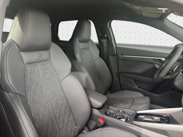 Audi S3 Sportback TFSI quattro 245(333)kW(PS) S tronic *BITTE BESCHREIBUNG LESEN**