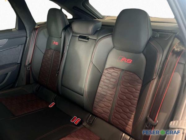 Audi RS6 Avant 4.0 TFSI qu performance -NP: 196.750,-