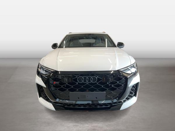 Audi RS Q8 SUV performance tiptronic 360 4xSHZ