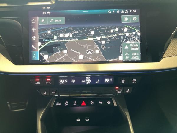 Audi RS3 RS 3 Sportback S tronic ACC AUT HUD Kam.