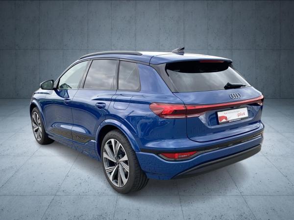 Audi Q6 e-tron Q6 SUV e-tron performance Matrix HUD 21 AHK 360