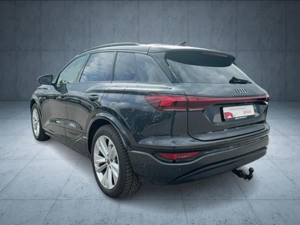 Audi Q6 e-tron Q6 SUV e-tron HUD PANO 20 Matrix AHK 360 ACC