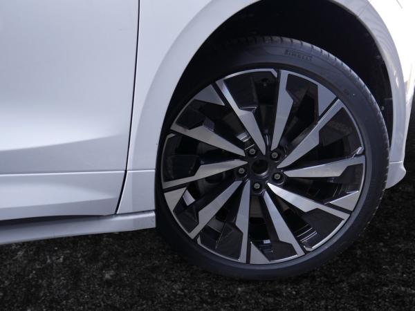 Skoda ENYAQ Coupe´85 Sportline NAVI ACC PANO MATRIX-LED AHK *982*