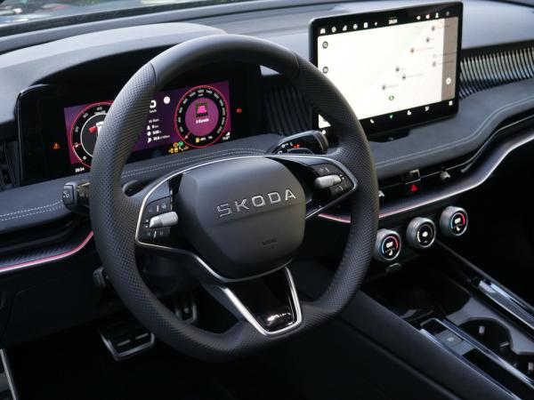 Skoda Superb Combi 2.0 TDI DSG Sportline 4X4 PANO MATRIX-LED AHK *868*