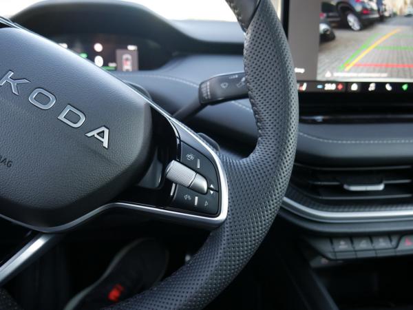 Skoda ENYAQ Coupe´85 Sportline NAVI ACC PANO MATRIX-LED AHK *982*