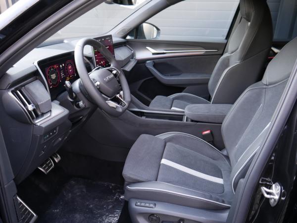 Skoda Kodiaq 2.0 TSI DSG Sportline 4x4 PANO AHK  7 SITZER *885*