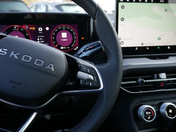 Skoda Kodiaq 1.5 TSI i.V. DSG Sportline HYBRID PANO Keyless MEMORY  *989*