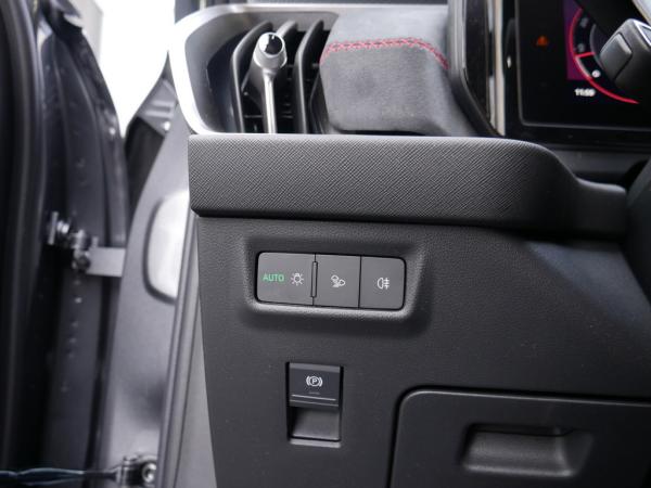 Skoda Kodiaq 2.0 TSI DSG RS 4x4 MEMORY AHK MATRIX *837*