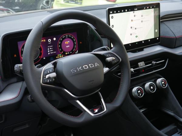 Skoda Kodiaq 2.0 TSI DSG RS 4x4 MEMORY AHK MATRIX *837*