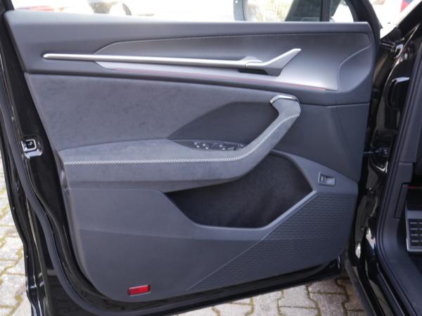 Skoda Kodiaq 2.0 TSI DSG Sportline 4x4 PANO AHK  7 SITZER *885*