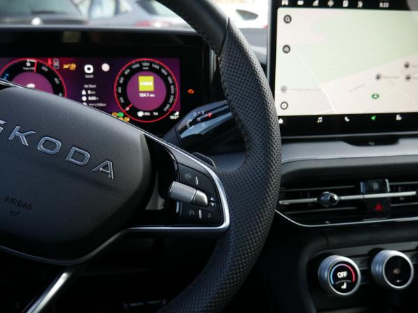 Skoda Kodiaq 1.5 TSI i.V. DSG Sportline HYBRID Memory Keyless Kamera *938*