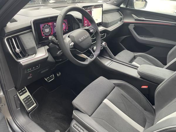 Skoda Kodiaq 2.0 TSI DSG 4x4 Sportline MATRIX AHK HUD PANO