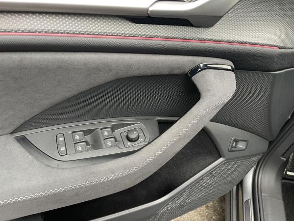 Skoda Kodiaq 2.0 TSI DSG 4x4 Sportline MATRIX AHK HUD PANO