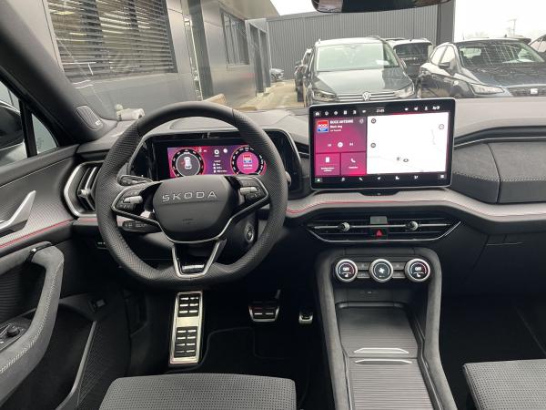 Skoda Kodiaq 2.0 TSI DSG 4x4 Sportline MATRIX AHK HUD PANO
